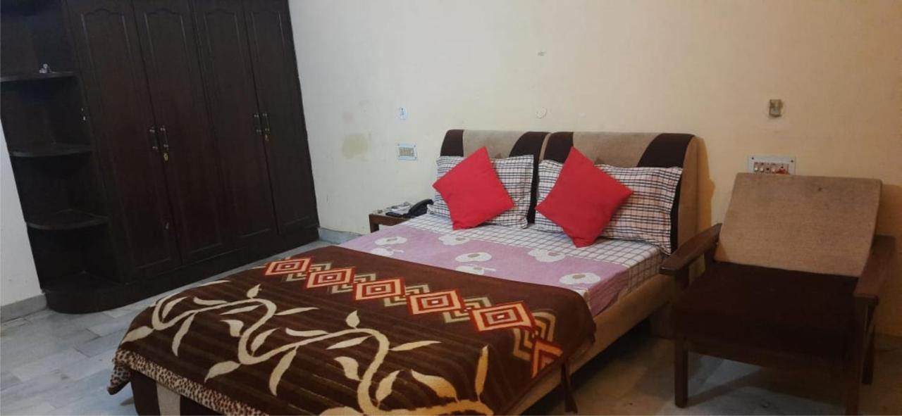 Anh Hotel Лакхнау Экстерьер фото